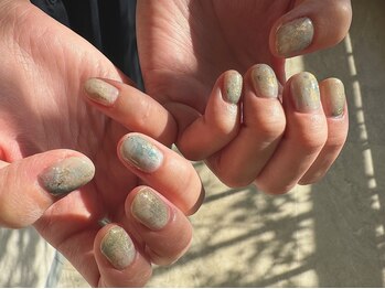 シー(Shhh...)/抽象画ニュアンス