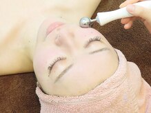 サロンドレヴ(salon de LaEv)