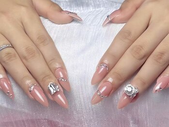 クイーンズネイルサロン(Queen's nail salon)/持ち込みデザイン/つけ放題