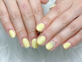 イェローネイル　ジェルネイル