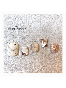 リリフリー(riri Free)/秋ネイル