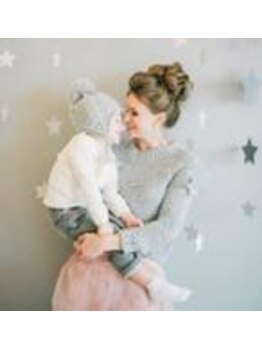 アンリーヴの写真/個室のキッズルーム完備☆(ひとり遊び出来るお子様に限る)ネイルとアイラッシュ同時施術で時短が叶う♪