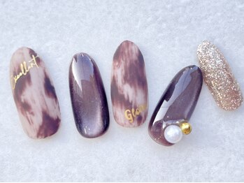 ターラ(Tara)/アニマル冬ネイル