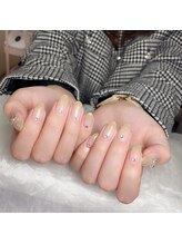 ヘブン ネイル 鶯谷(HEAVEN Nail)/ゴールドグラデネイル