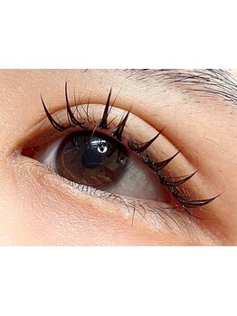 ボリュームのある目元にしたい