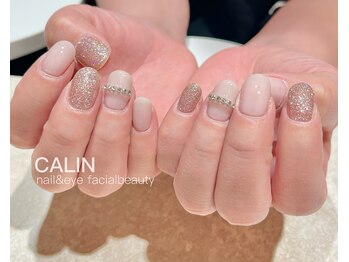 シンプルピンクネイル