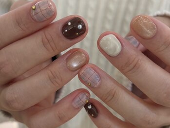 クルネ(QULNE)の写真/ワンランク上のデザイン力にファン多数!繊細なアートや持込みもおまかせ◎何度も見つめたくなる指先に♪