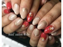 ネイルサロン ビビ(bibi)/ベージュにポイントで赤色プラス