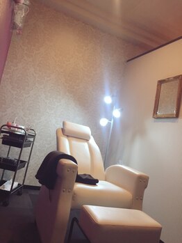 マムール(Beauty Salon Mamour)/同時施術＆footnailスペース