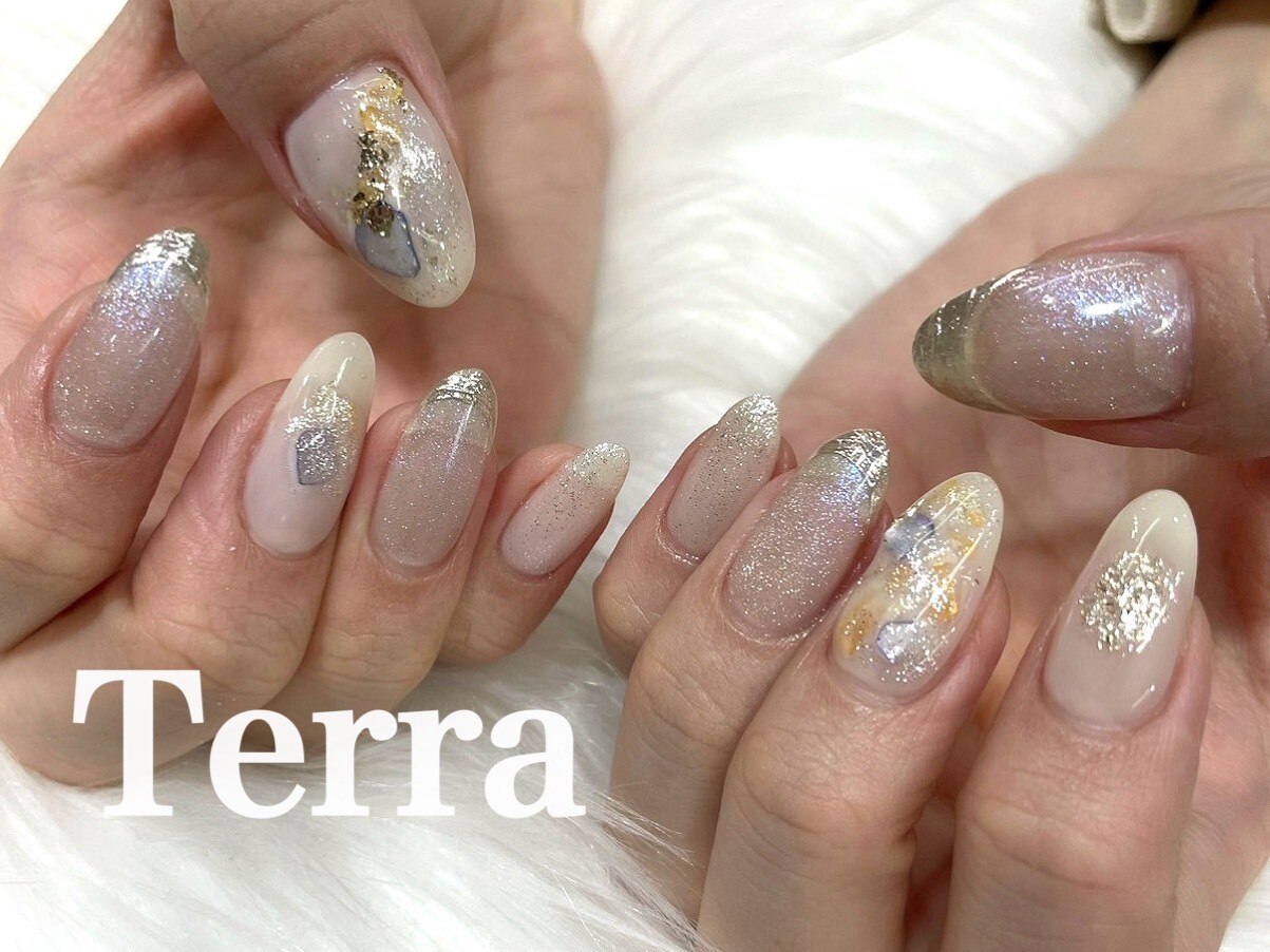 お値下げBUYMAゴールドガラスドレッサーセット/サロンエステマツエクネイル マツエク商材 | アイブロウ商材【THREE BEAUTYオンラインストア】VALLA