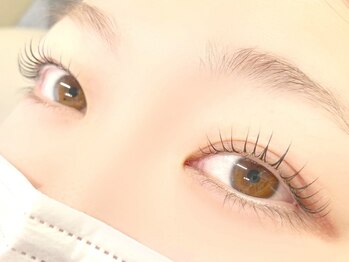 Gemy EYELASHの写真/【自まつげ、覚醒】しっかり盛れているのに自然で上品な仕上がり。オフィスメイクや大人女性にも◎