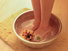 イトハヨガサロン(ITOHA YOGA SALON)/始める前の「足湯」で温活効果UP