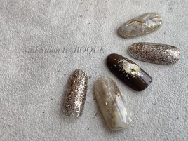 ブラウンニュアンスネイル