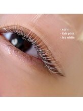 エヌズルームアイラッシュ(N's room eyelash)/オシャレさん必見カラーエクステ
