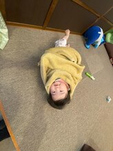子育てママの整体サロン/施術中のお子様の様子
