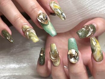 ミラージュ(Mirage)の写真/当店ならお好みのデザインが「つけ放題」でお得に◎普段使いや特別なイベントのネイルもプロにおまかせを♪