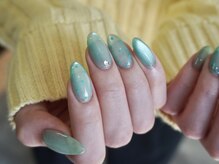 サロン ド ルネ(Salon de Lune)/