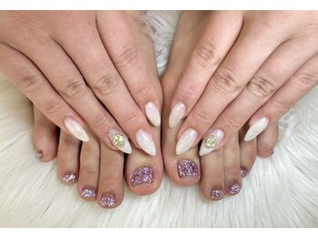 タムタムネイル 本厚木(Tam Tam Nail)/ハンドフットワンカラー+パーツ
