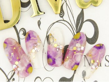 ネイルサロン ディーバ ギンザ(Nail salon Diva GINZA)/エレガントフラワー¥9500
