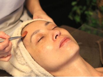 ロータス(LOTUS)/お肌に補給させる事に特化し開発