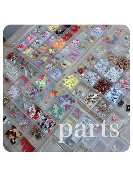 ラフィーネイル(Rafy Nail)/豊富なネイルパーツ揃ってます