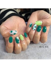 春のグリーンカラーネイル！