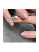 レアネイル(LLe'a Nail)/ビジューネイル