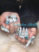 エスフィーネイルサロン ブリーユ(Esfy nailsalon Brille)/ゴテゴテネイル