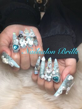 エスフィーネイルサロン ブリーユ(Esfy nailsalon Brille)/ゴテゴテネイル