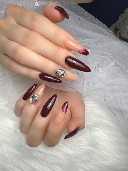 アミネイル(Ami Nail)/ワンホンガーリーネイル