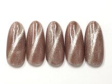 コルン/マグネットネイル