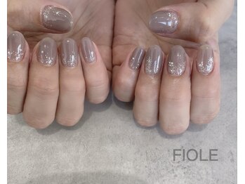 フィオル(FIOLE)/人気のマンスリーデザイン♪