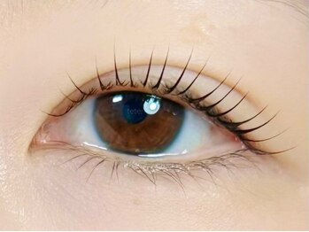 テテ(tete.)の写真/経験豊富なスタッフがお客様の目の形や生え方に合わせてデザインをご提案♪初めての方にもおすすめです◎
