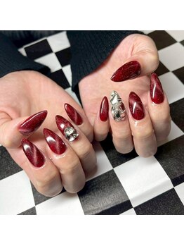 モレリア 心斎橋店(morelia)の写真/【パラジェル変更OK♪】思わず目を引く指先を演出☆丁寧施術でモチ抜群◎唯一無二の個性を！