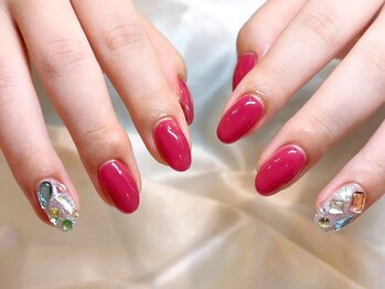 ヴィーナネイル ゆめタウン広島店(VinaNail)の写真/価格&仕上がり両方に自信【ワンカラーorグラデ(ケア込)¥3960】豊富なカラーご用意!ラメグラもOK★