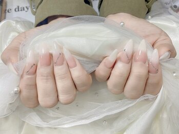 ラッキーネイル(Lucky Nail)の写真/手元を美しく魅せる上品ワンカラー★パラジェル＆フィルイン対応で、自爪に優しく品格ある日常ネイルを♪