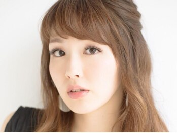 クラシック(CLASSIC)/自然な女性らしい目元へ