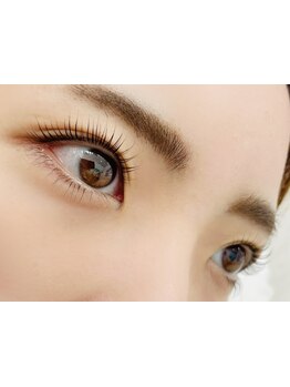 ナチュラル上品な目元にしたい