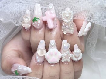 ビジュティエール(Bijoutier)の写真/【有料パーツ込アートし放題何度でも¥15980】オフ込み150分でボリューム感あるキラキラネイルをしたい方に
