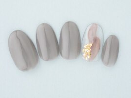 大人ニュアンスネイル