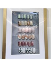 ウム(ium)/5月シンプルデザイン定額コース