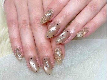 シャンパンラメ/ドットネイル
