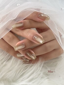 ミア(Mia)/enoiガラスマグネット