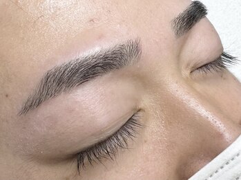 アールプラス 新宿(ar+)/眉毛ワックス　担当:Fukamachi