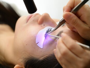 ムーン(Moon)の写真/【県立大学5分】水・オイルに強い最新LEDエクステ導入♪忙しい女性に選ばれる、高持続力＆高技術◎