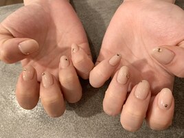 ヌードネイルクリスタル¥7.480