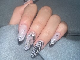 【Hand】持ち込みアート