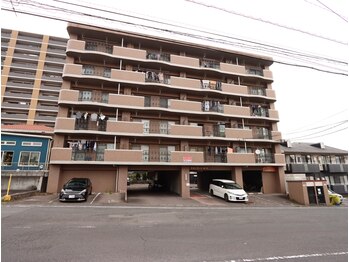 サーナティオ(sanatio)/サロン外見、駐車場