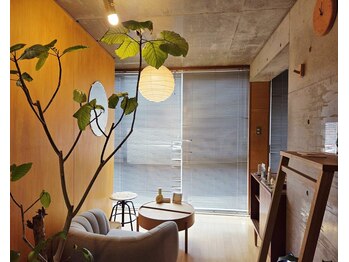 アンドユクス 中野(and uks)