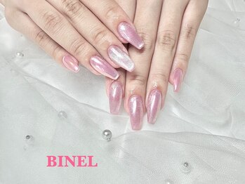 ヴィズクラブ バイ ビネル(Vi's CLUB by BINEL)の写真/お仕事で派手なネイルが出来ない方にもおすすめ！シンプルでも上品で洗練された指先に♪似合うお色もご提案